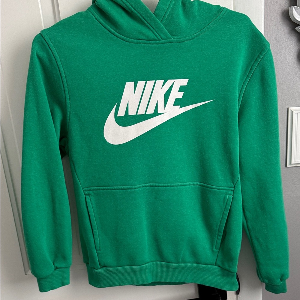 Nike  Green Pullover Hoodie